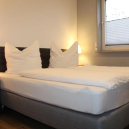 Looks-Inn Viernheim Eksteriør bilde
